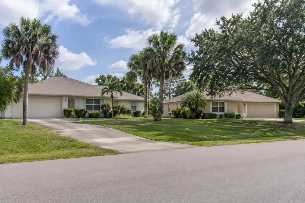 Illustration of a typical residential street in the Port Charlotte, FL area
